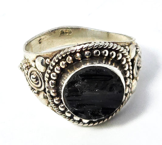 Raw Black Tourmaline vintage sterling silver tribal bali ring size 6.5