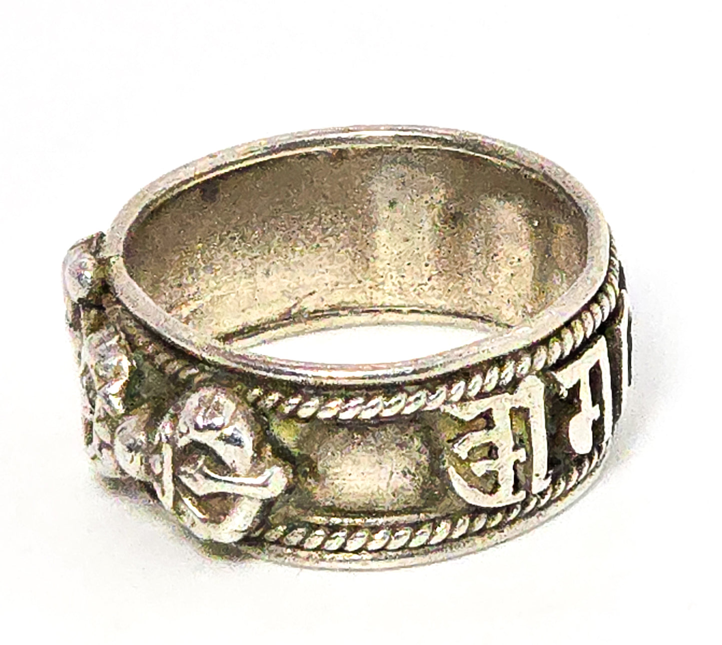 Feng Shui Om Mane Padme Hum Hindu sterling silver thick ring band size 9