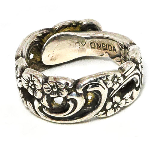 Oneida Silver vintage 1969 sterling silver forget me not flower spoon ring size 8