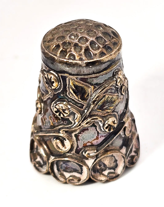 Taxco Mexico sterling silver vintage embossed flower sewing thimble IM-05
