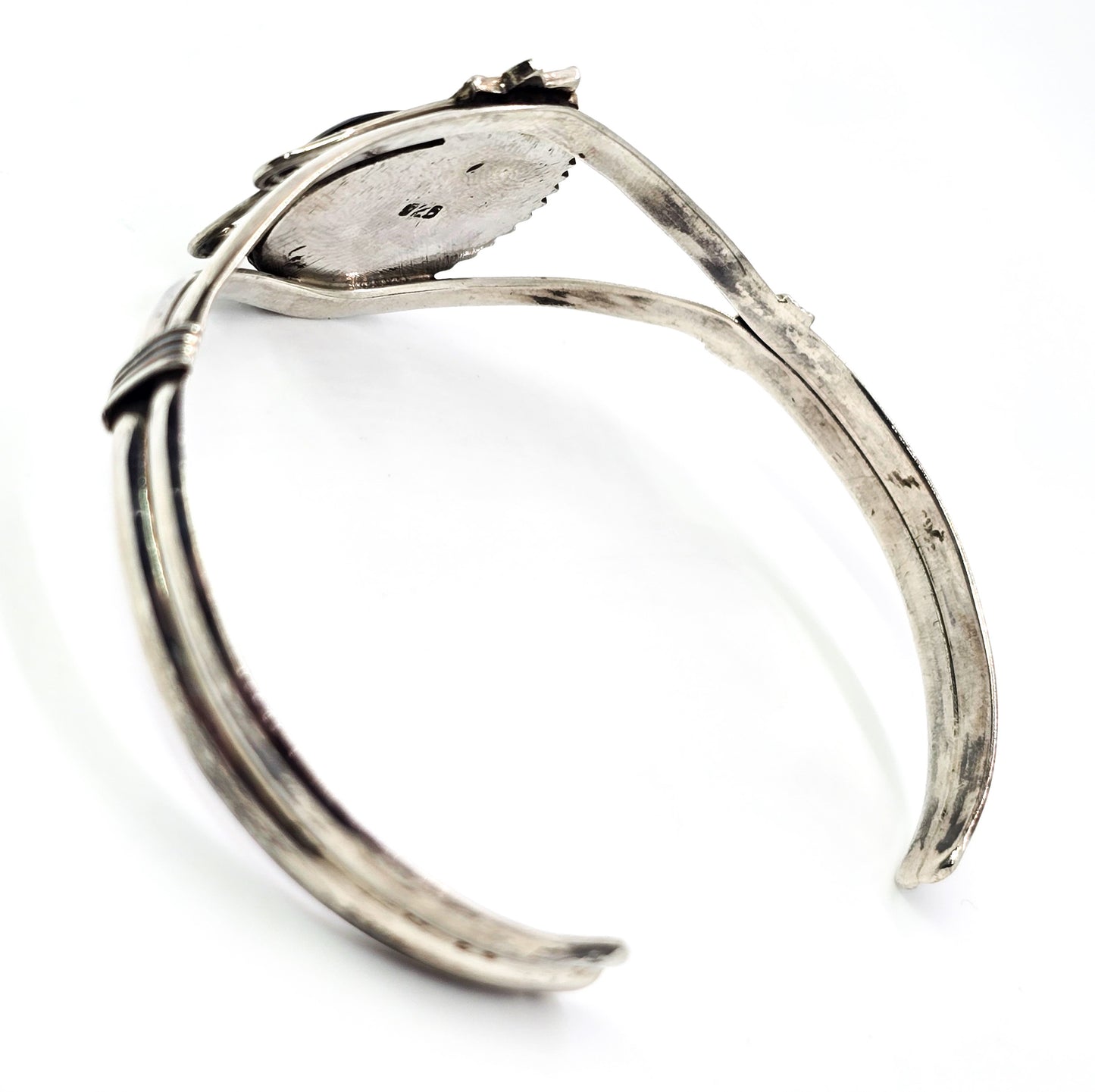 Navajo Native American Black onyx sterling silver flower feather vintage cuff bracelet
