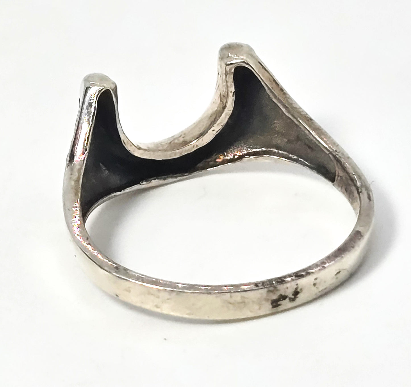 Horseshoe Cowgirl Rodeo embossed vintage sterling silver Equestrian ring size 9