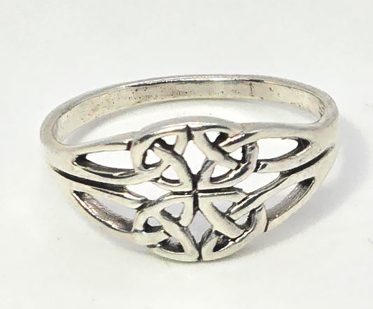 Celtic knot open work simple sterling silver split shank ring size 7