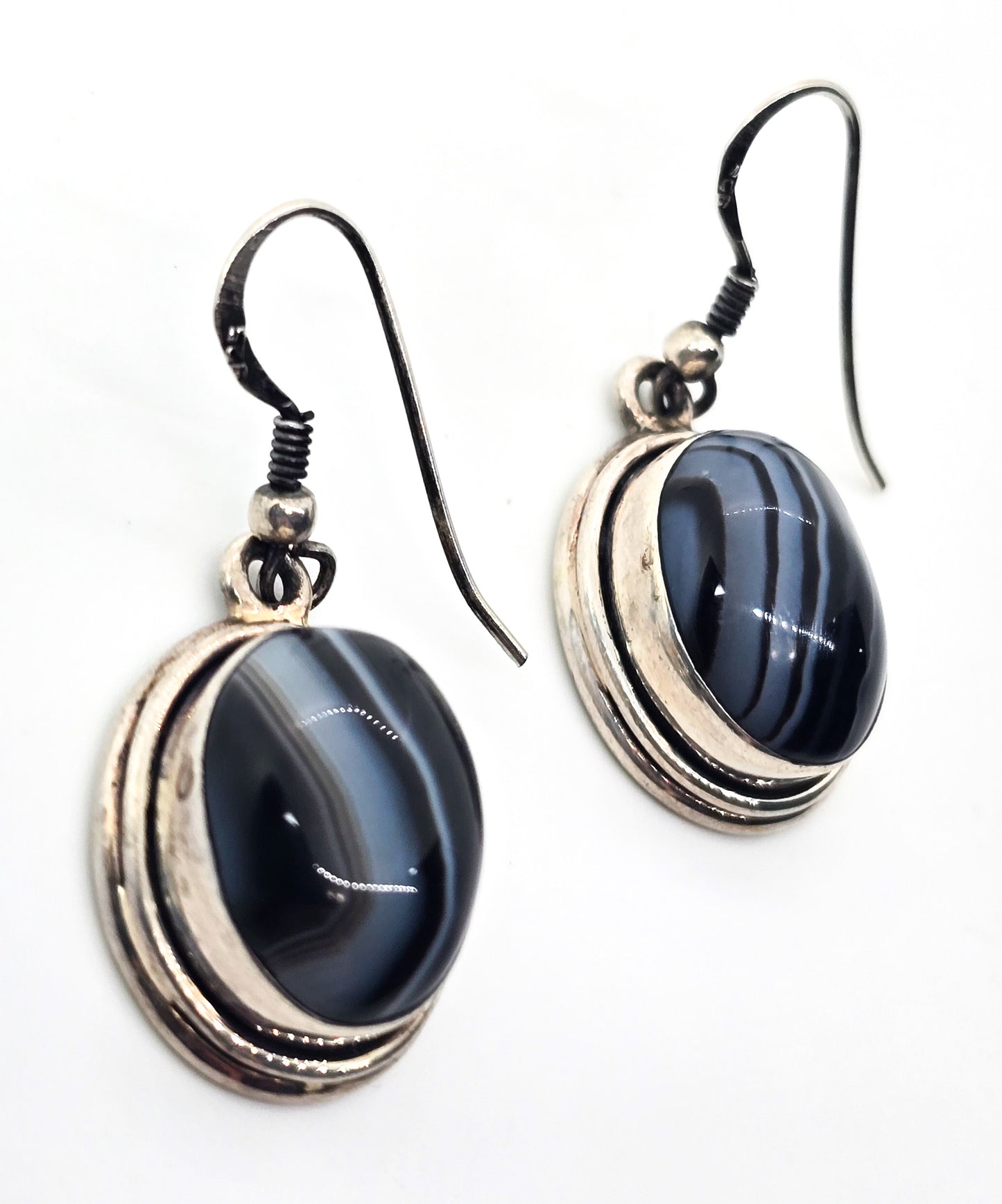 Black Sardonyx banded agate gemstone vintage solid sterling silver Earrings