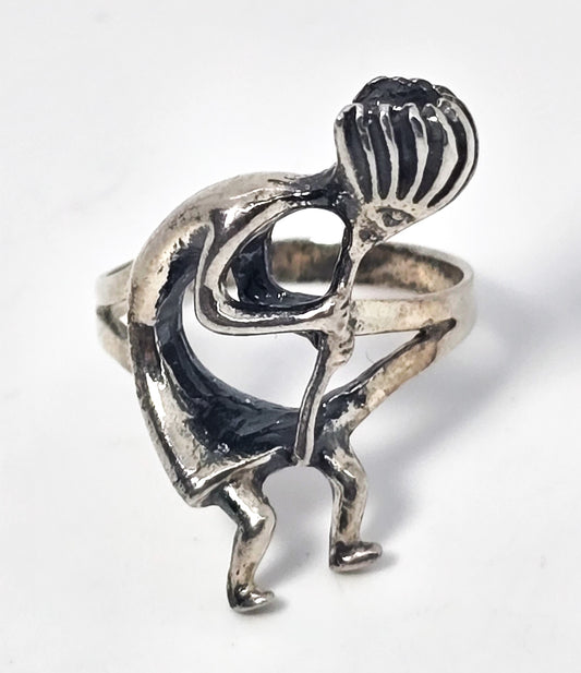Dancing Kokopelli Vintage Native American signed Sterling Silver Ring size 6.5