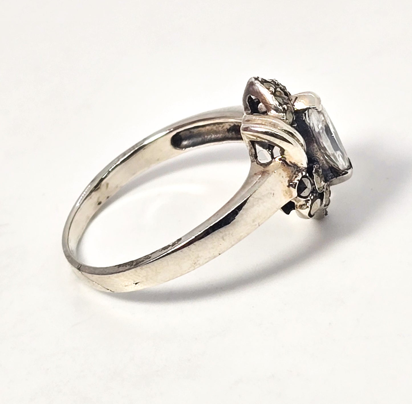 Art Deco style swirl marquis cut Cubic Zirconia Marcasite sterling silver ring size 8.5