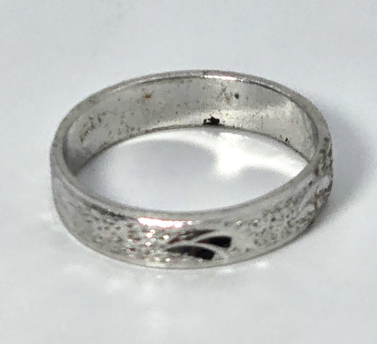 Diamond cut etched sterling silver retro vintage cigar band ring size 5.5