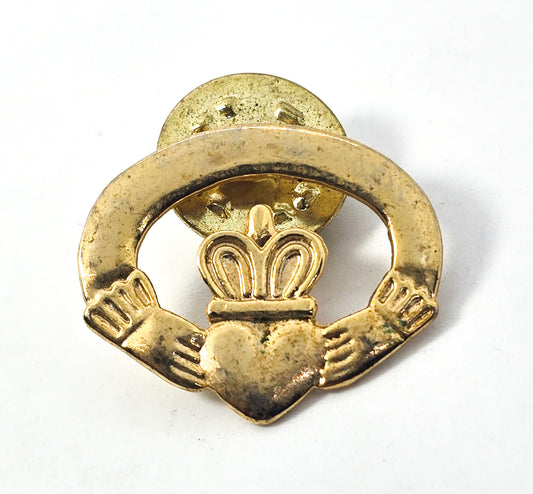 Claddagh Irish Ireland Druid Gold toned vintage tie tack lapel pin