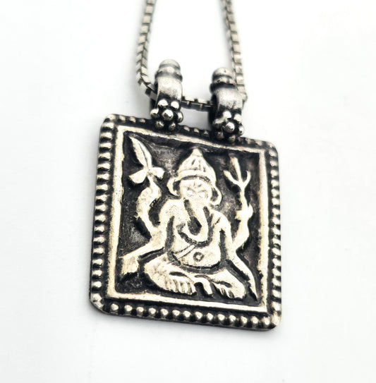 Ganesha Hindu Elephant God Sterling Silver Deity pendant amulet Necklace