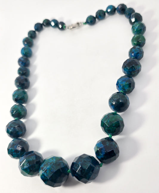 Chrysocolla graduated blue green faceted beaded silk knotted 19 inch gemstone necklace