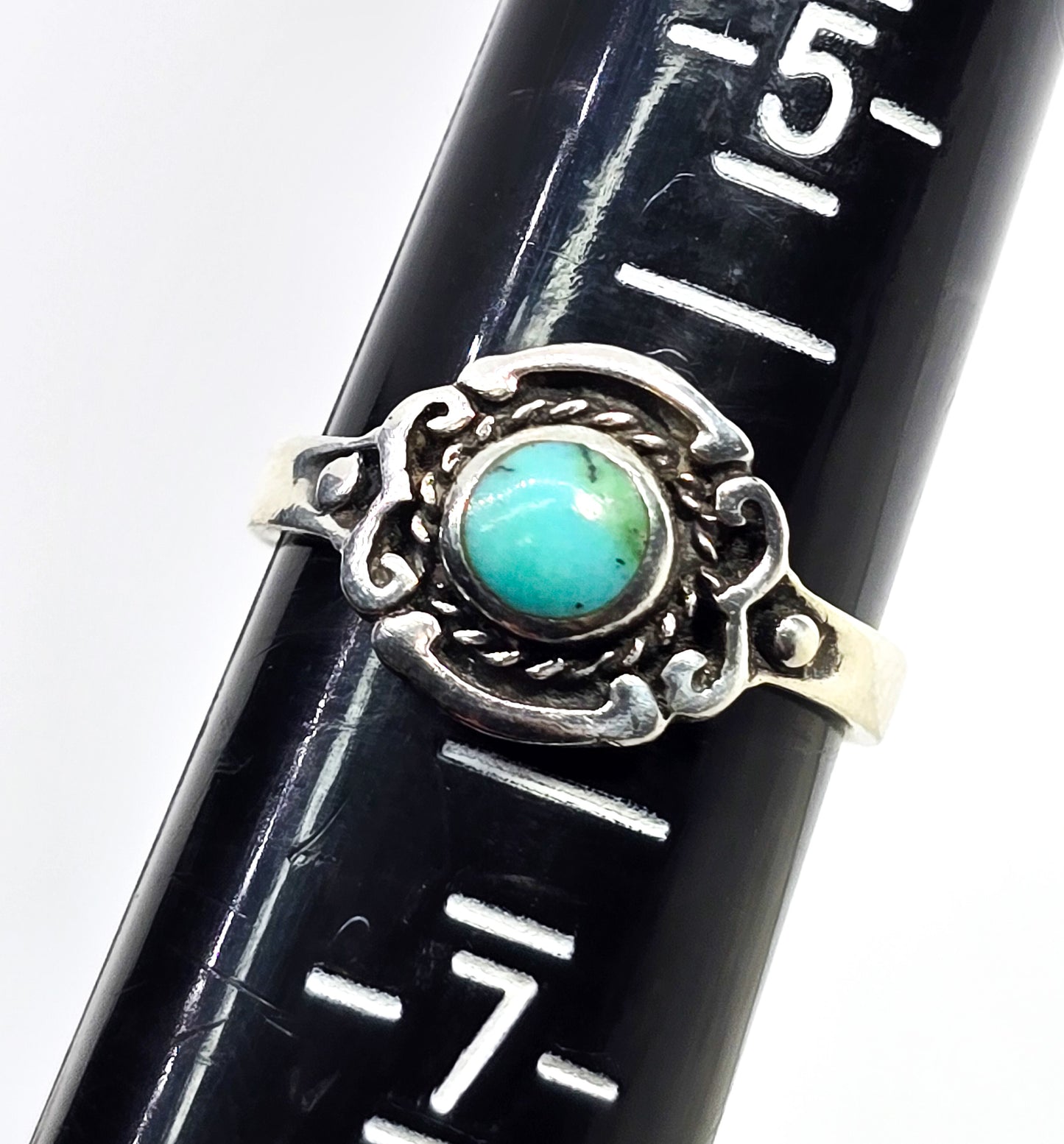 Turquoise gemstone Southwestern vintage sterling silver gemstone ring size 6