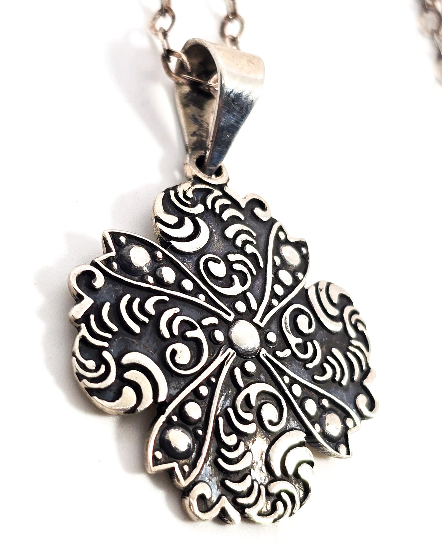 Maltese cross vintage Mexican tribal mandala sterling silver vintage necklace