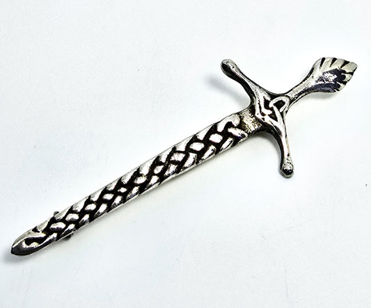 Iona Scottish claymore sword vintage sterling silver vintage kilt pin brooch