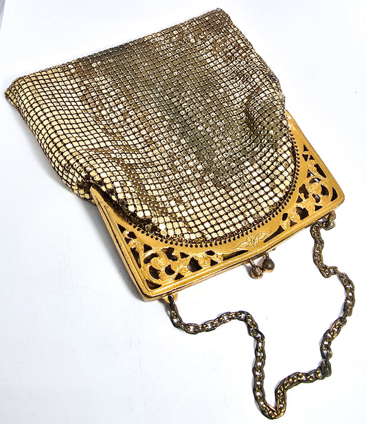 Whiting and Davis mid century vintage gold mesh metal clutch purse with strap