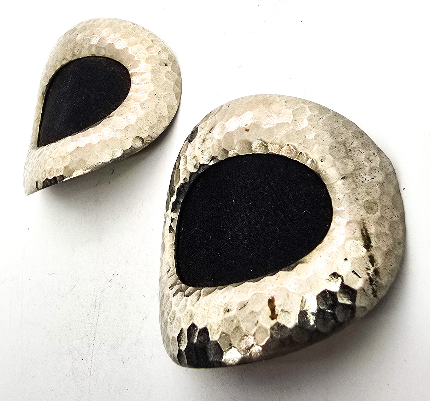 Art Deco Hammered silver and black antique shoe clips pair set
