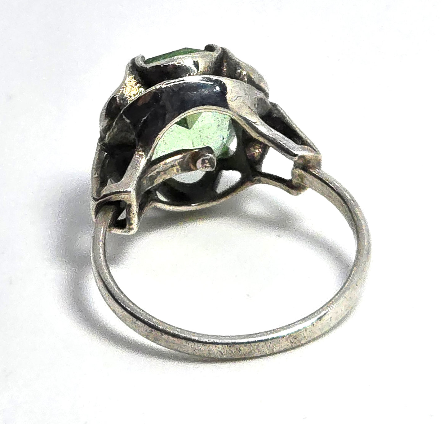 Sarah Coventry Uranium Glass sterling silver adjustable vintage birthstone ring size 8