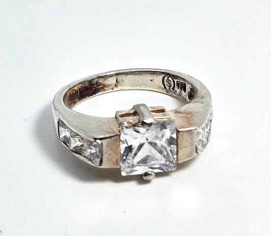 Shube Princess Cubic Zirconia 7 stone sterling silver channel set ring size 7