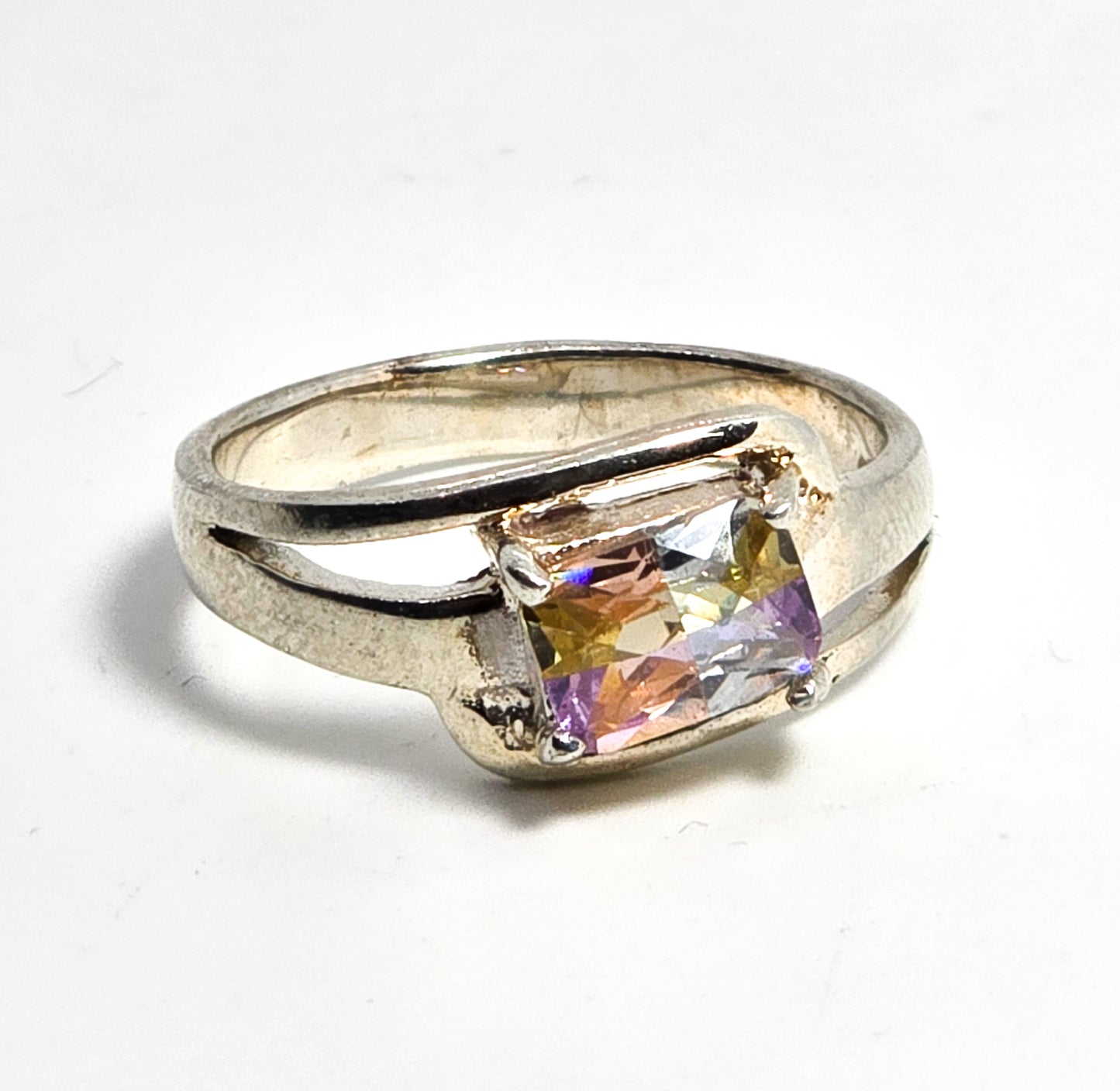 Rainbow multi colored Cubic Zirconia CZ sterling silver solitaire ring size 7