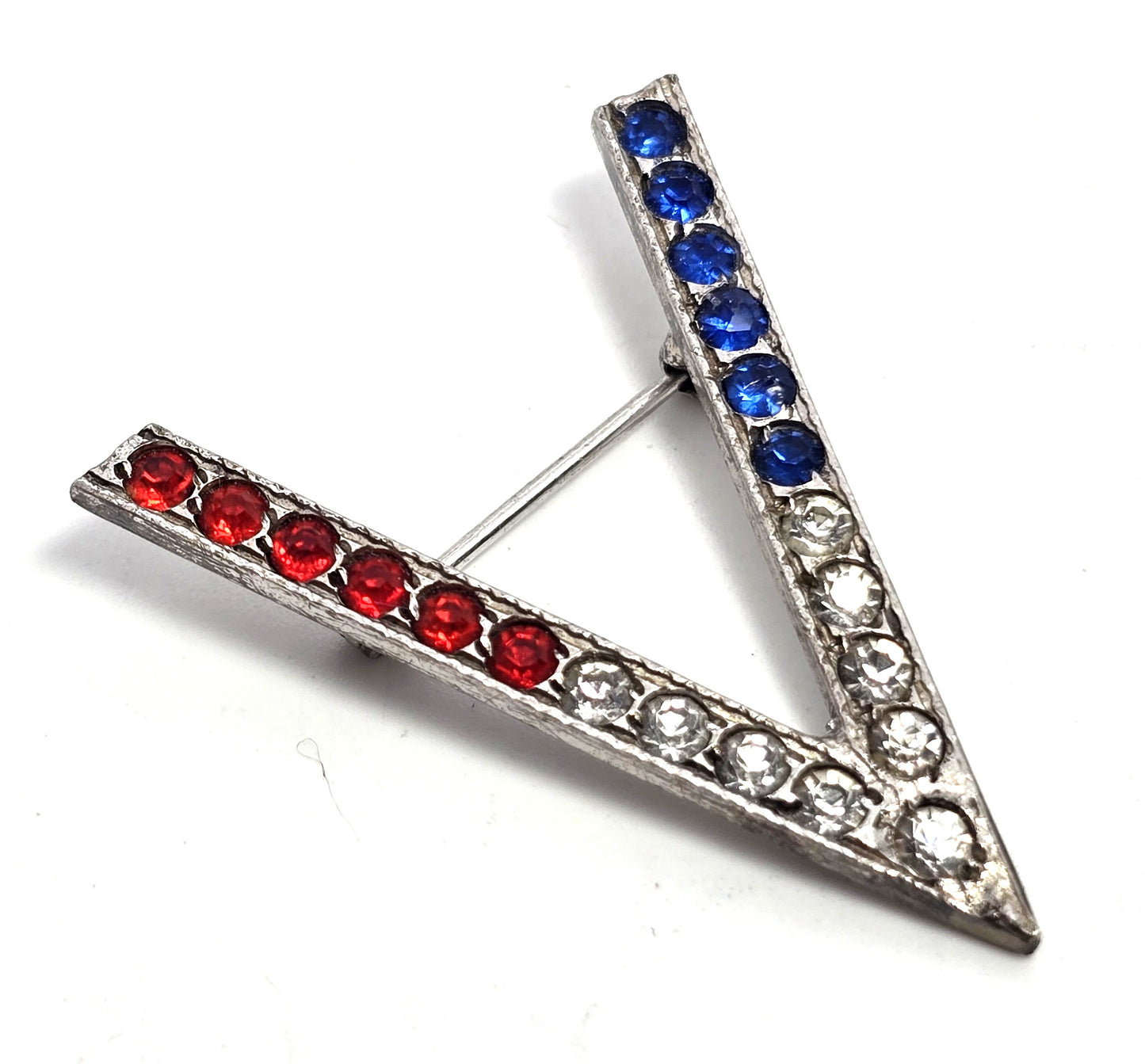 Uncas WWII victory V red white and blue rhinestone sterling silver brooch