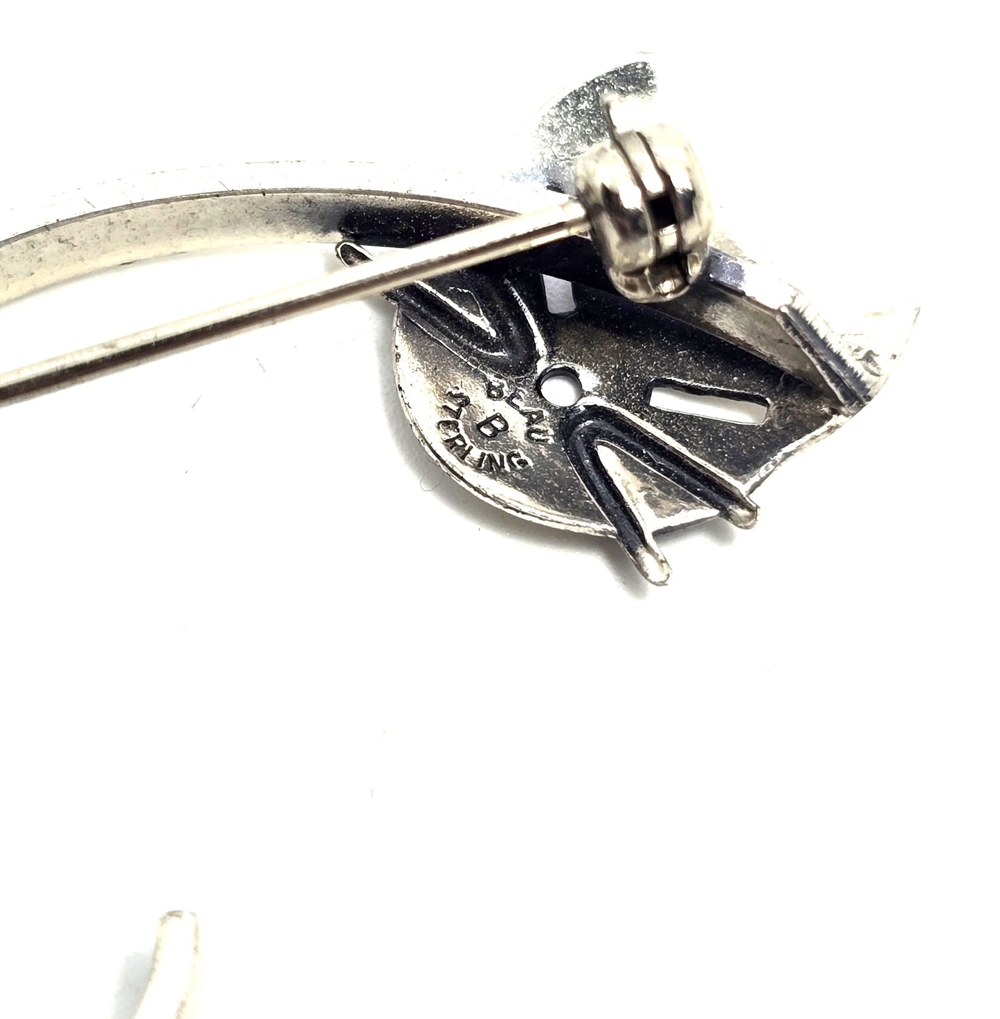 Beau Sterling modernist mid century cat vintage sterling silver feline brooch