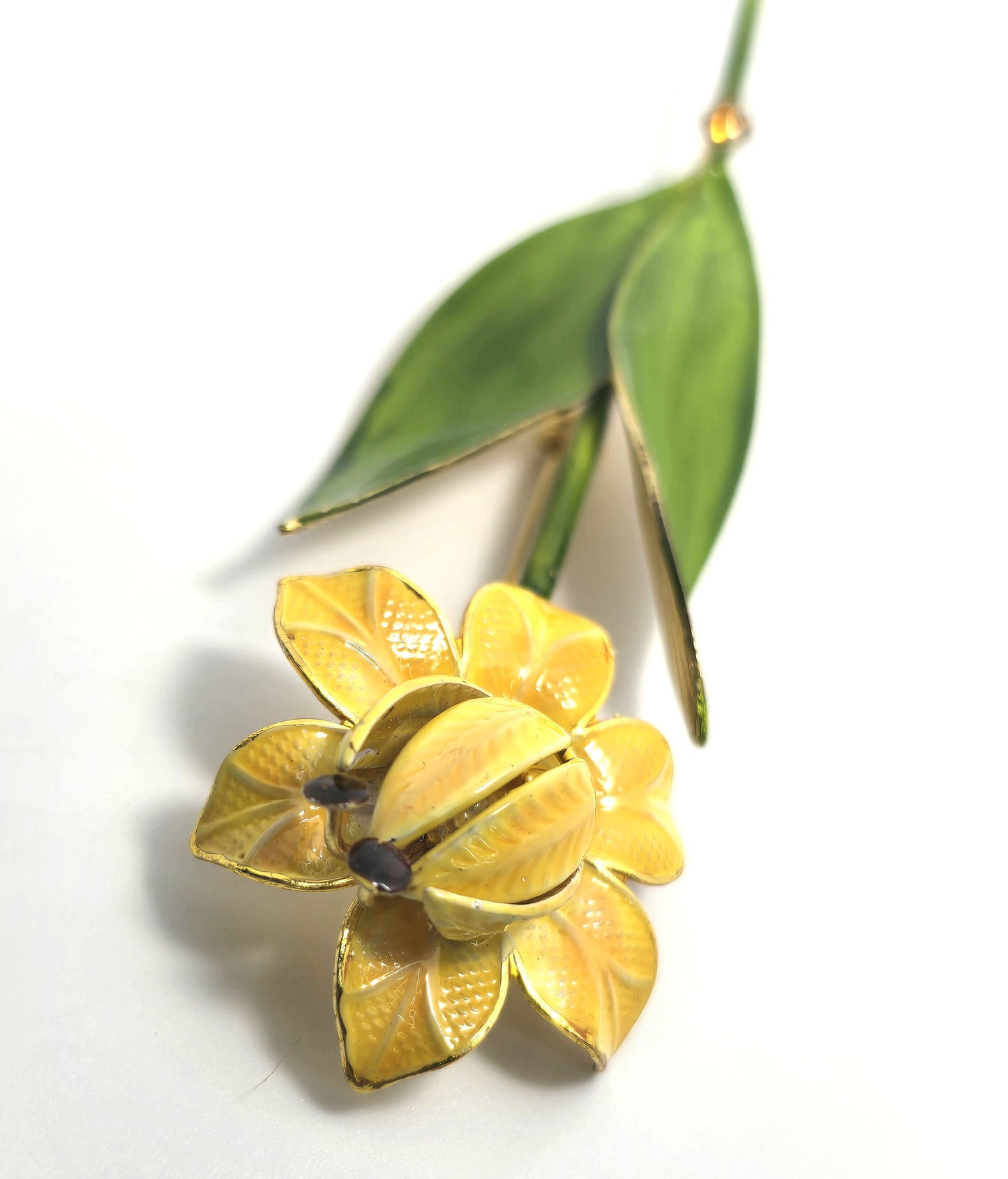 Original by Robert Yellow flower Green vintage enamel flower tin pin brooch