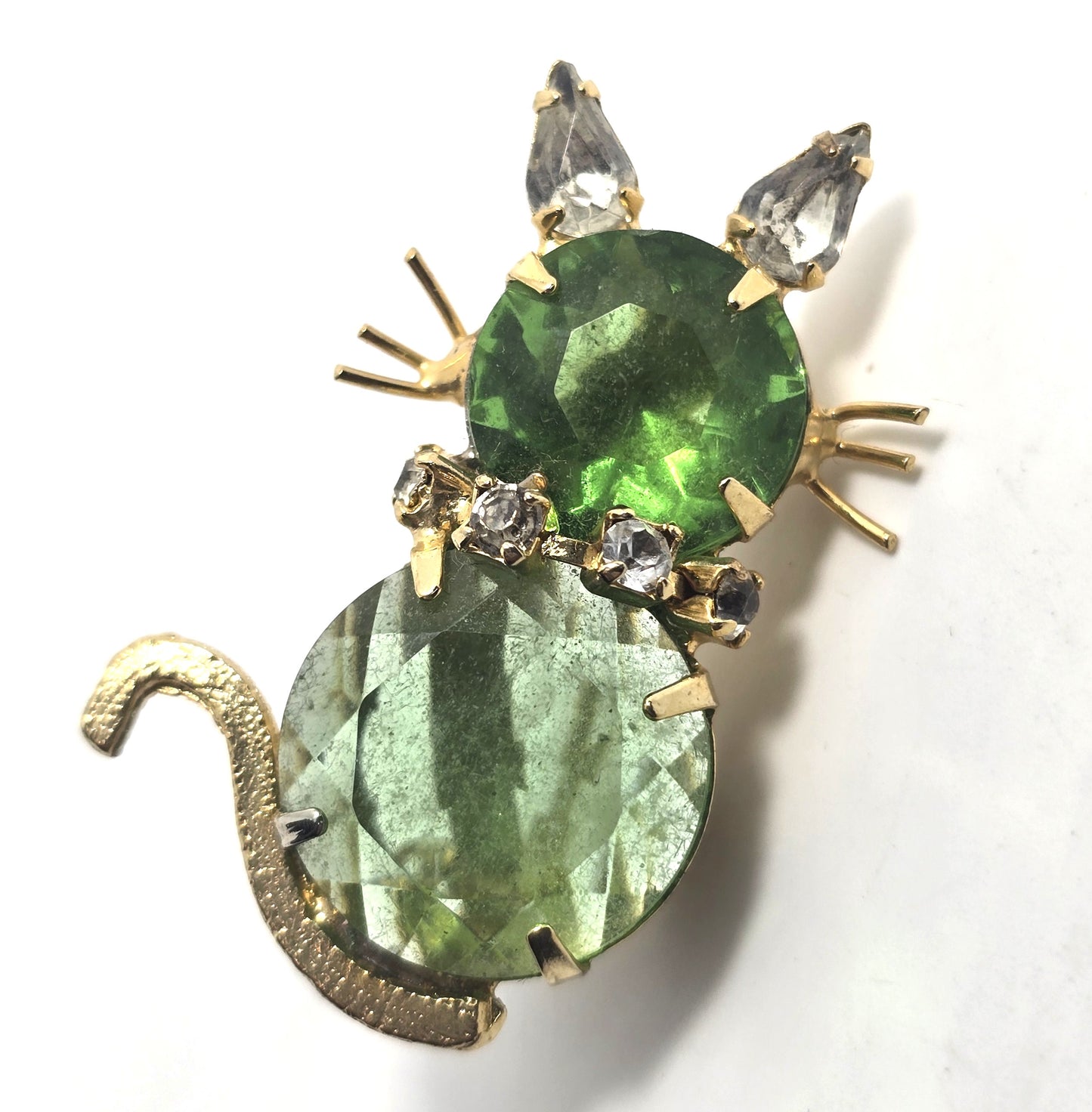 Bright green rhinestone kitty cat with collar figural vintage rhinestone brooch