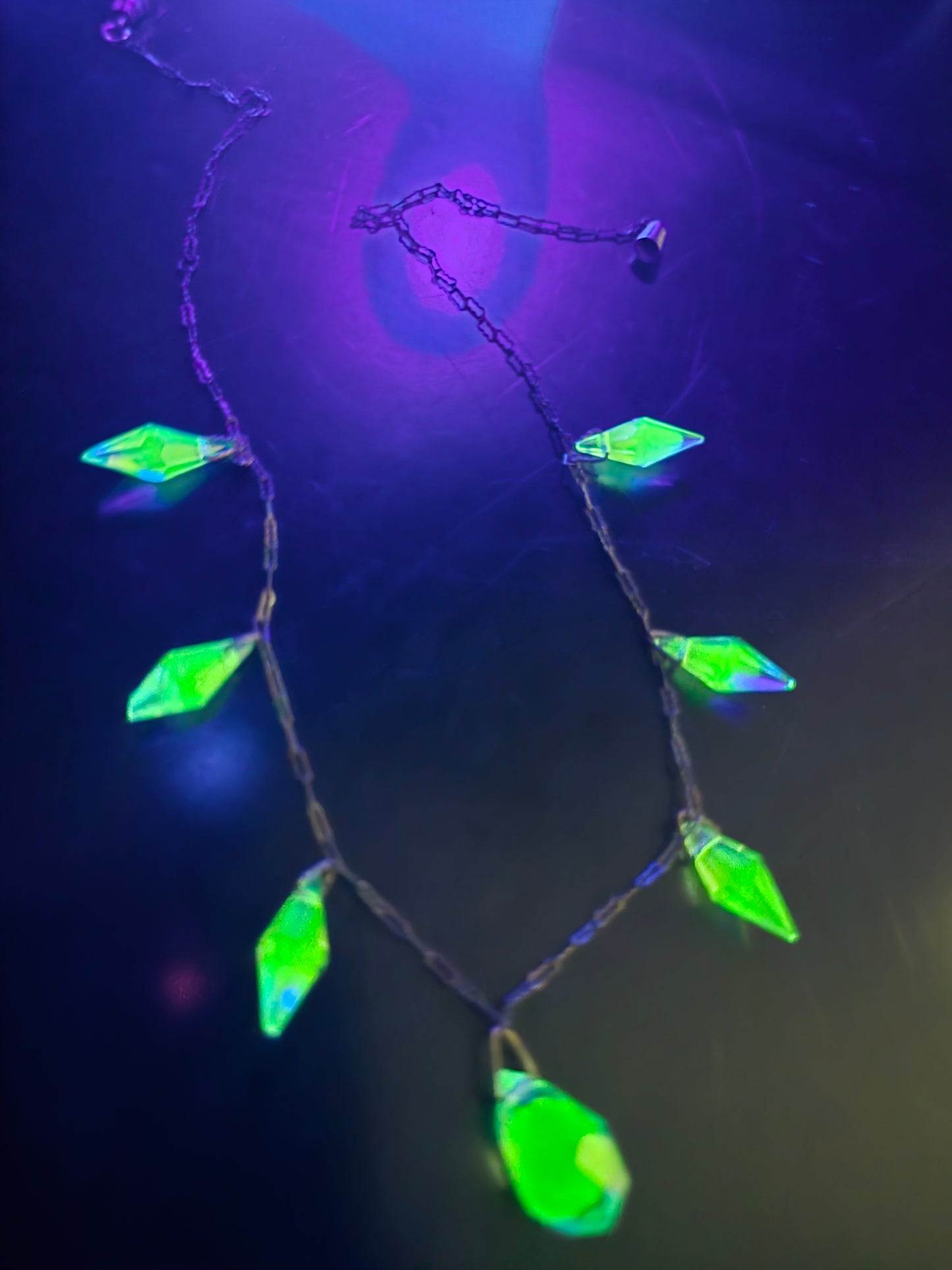 Art Deco Blue Green BI-Color Uranium Crystal Glass Dangle vintage Necklace