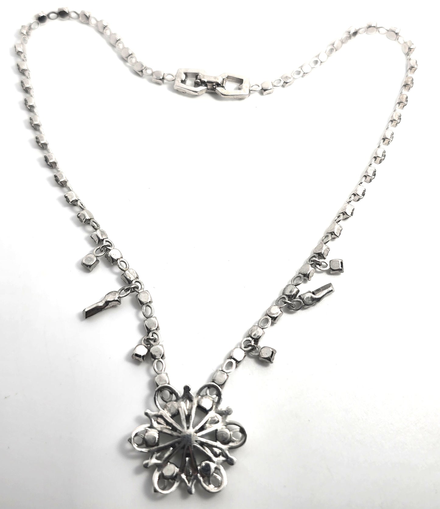 Silver flower mid century vintage silver toned rhinestone charm necklace