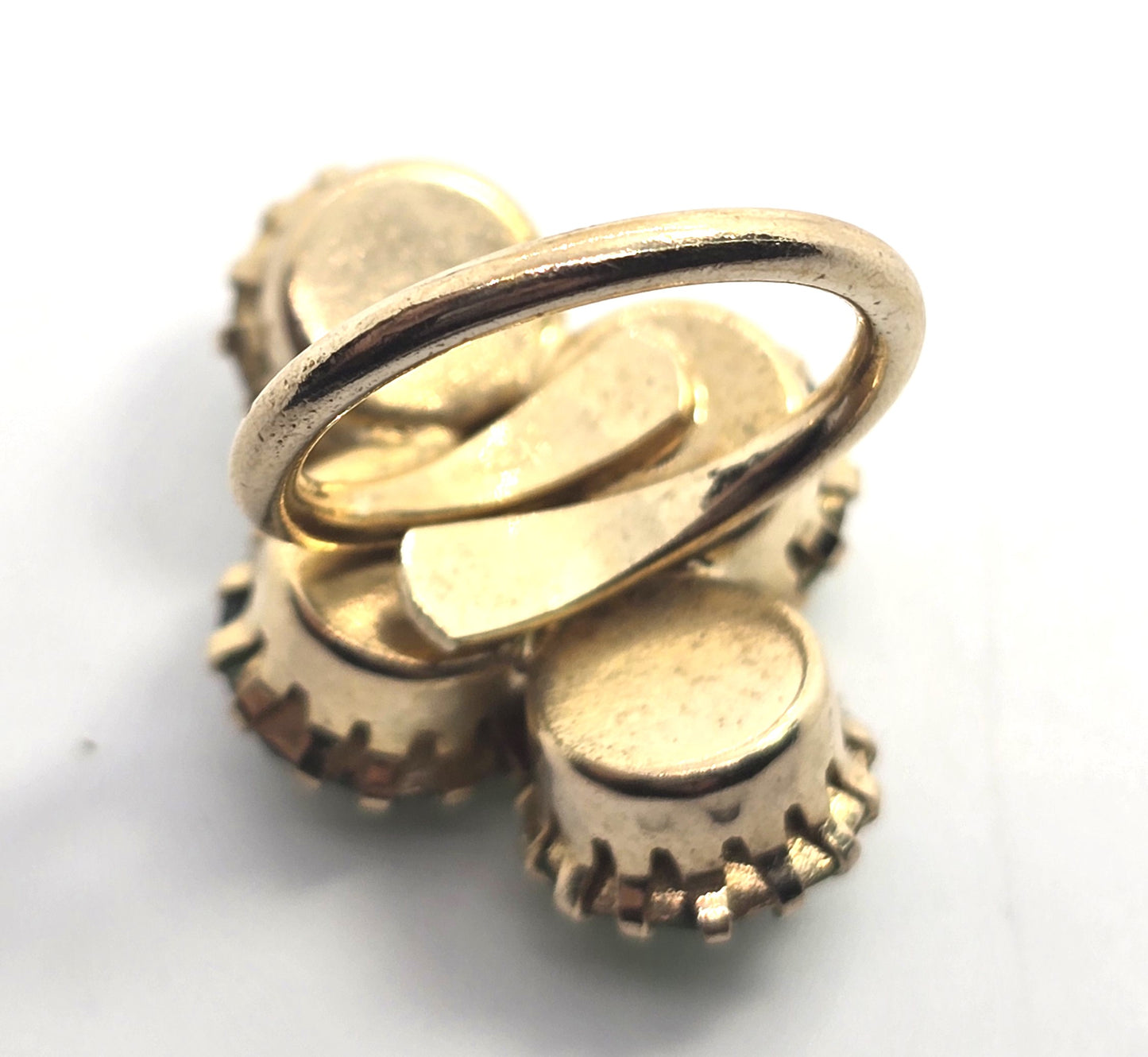 Uranium Glass UV glow rhinestone Emmons gold toned vintage large ring