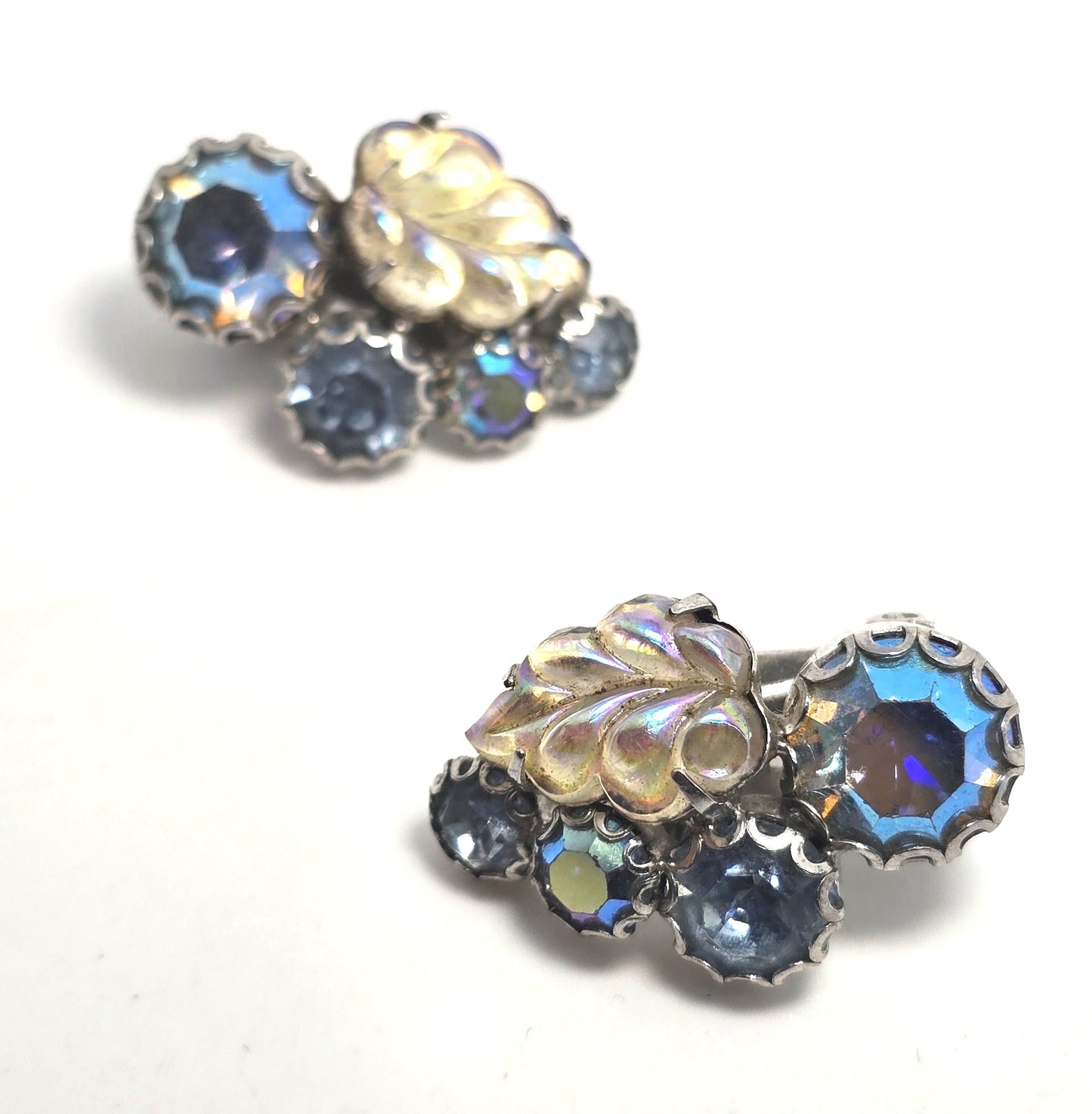 Weiss molded glass leaf blue aurora borealis rhinestone vintage clip on earrings