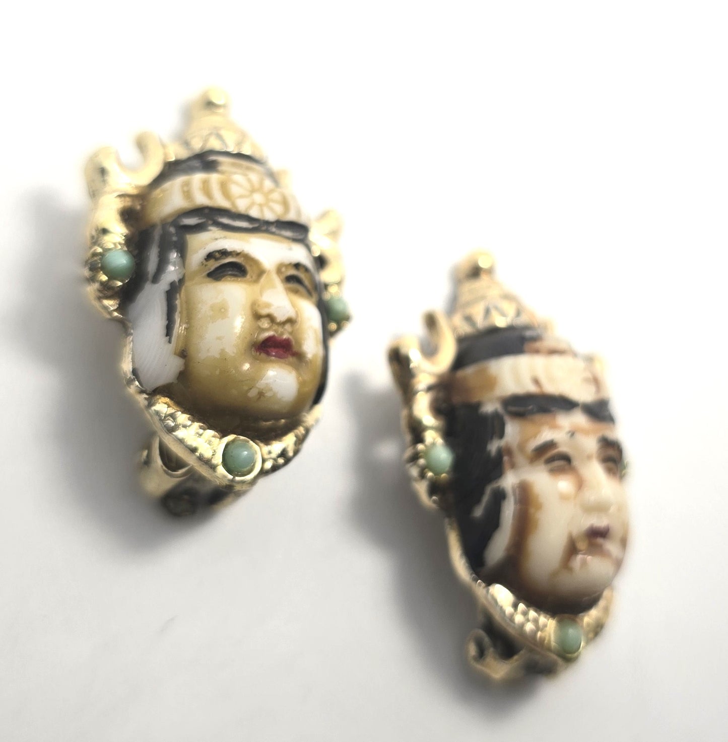 Selro Selini  Toshikane God of Happiness vintage clip on earrings DAMAGED