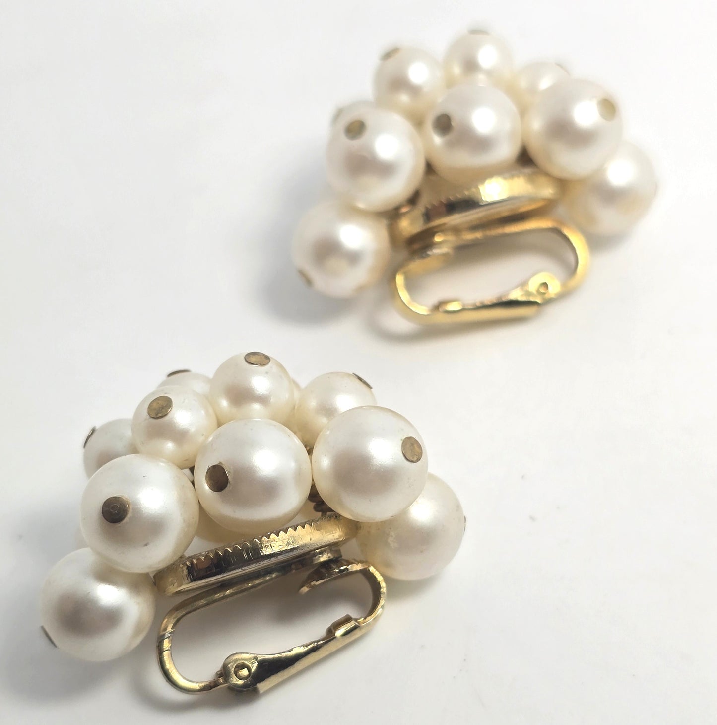 Faux white pearl beaded cluster gold toned clip on vintage earrings