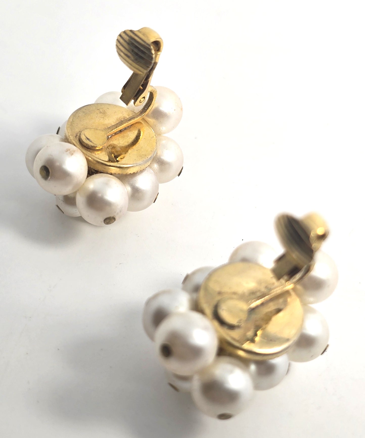 Faux white pearl beaded cluster gold toned clip on vintage earrings