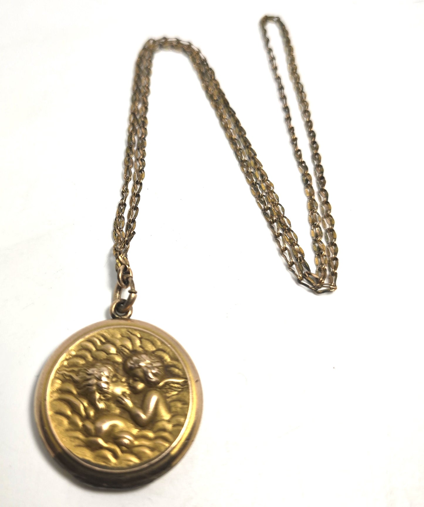 Cupid Kissing Venus Antique Yellow Gold Filled Victorian Locket necklace
