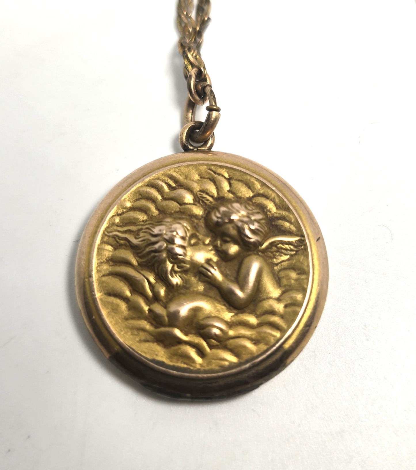 Cupid Kissing Venus Antique Yellow Gold Filled Victorian Locket necklace