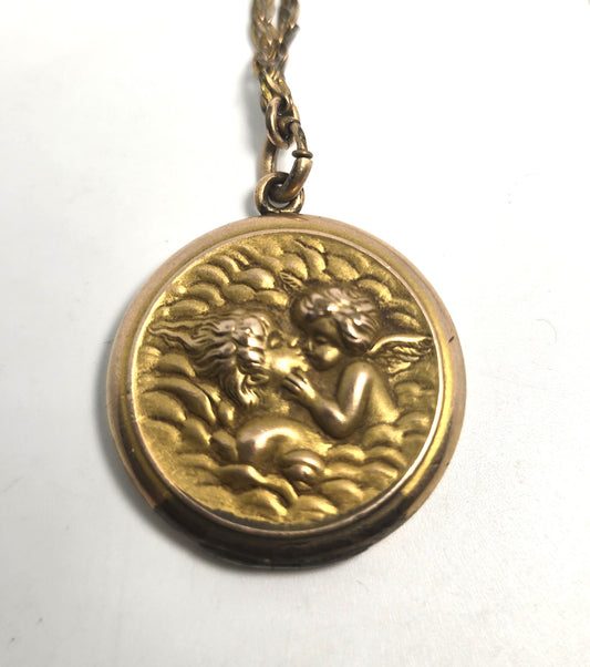 Cupid Kissing Venus Antique Yellow Gold Filled Victorian Locket necklace