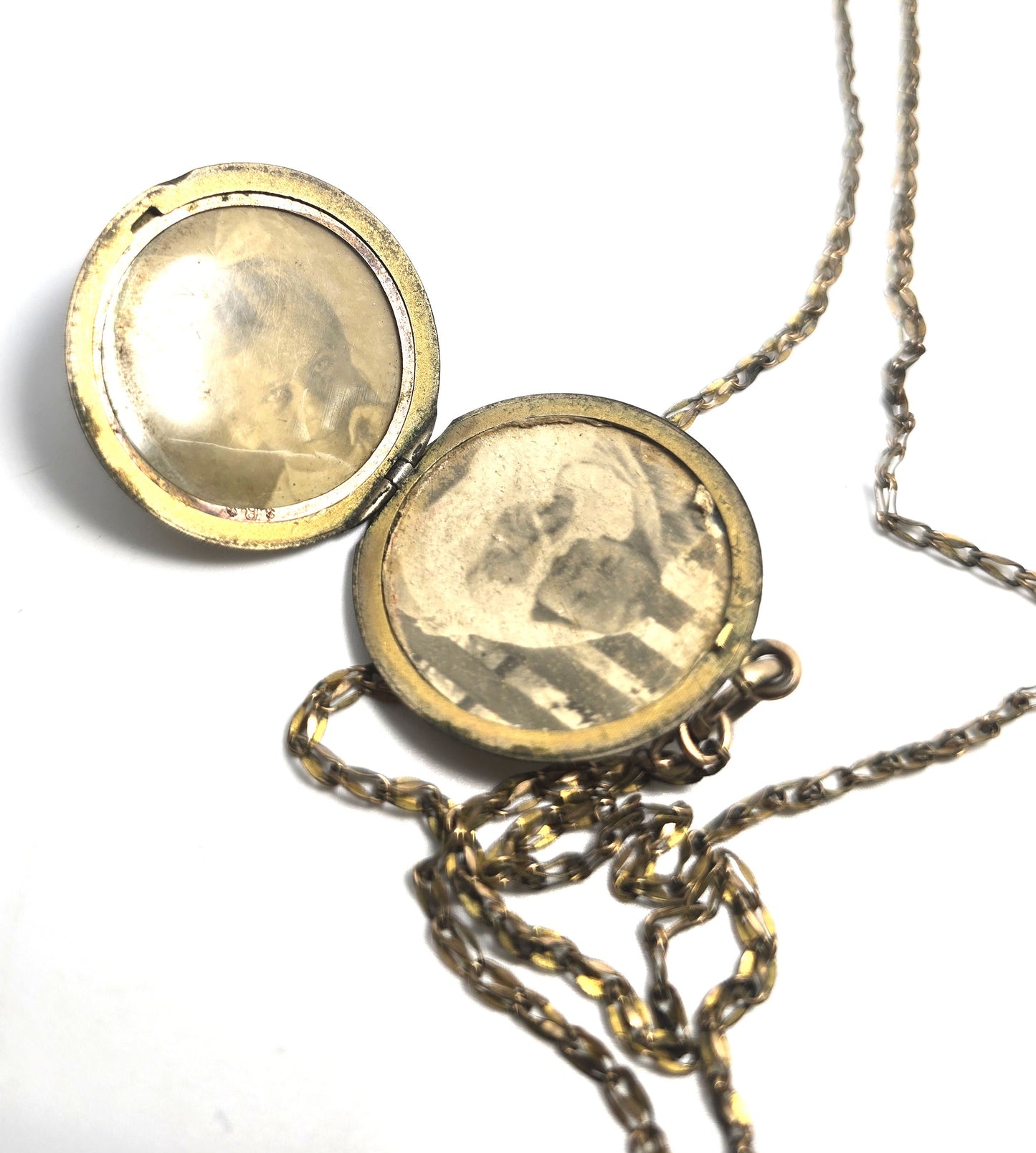 Cupid Kissing Venus Antique Yellow Gold Filled Victorian Locket necklace