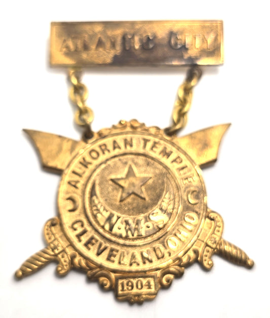 Knights Templar medal from the Alkoran Temple in Cleveland, Ohio, dated 1904