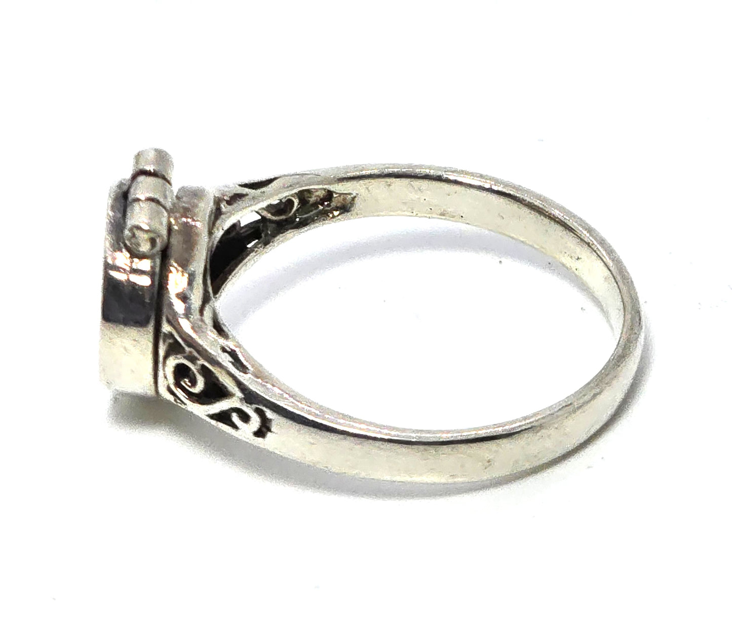 Pentacle star black poison ring retro sterling silver memento mori goth ring size 10.5