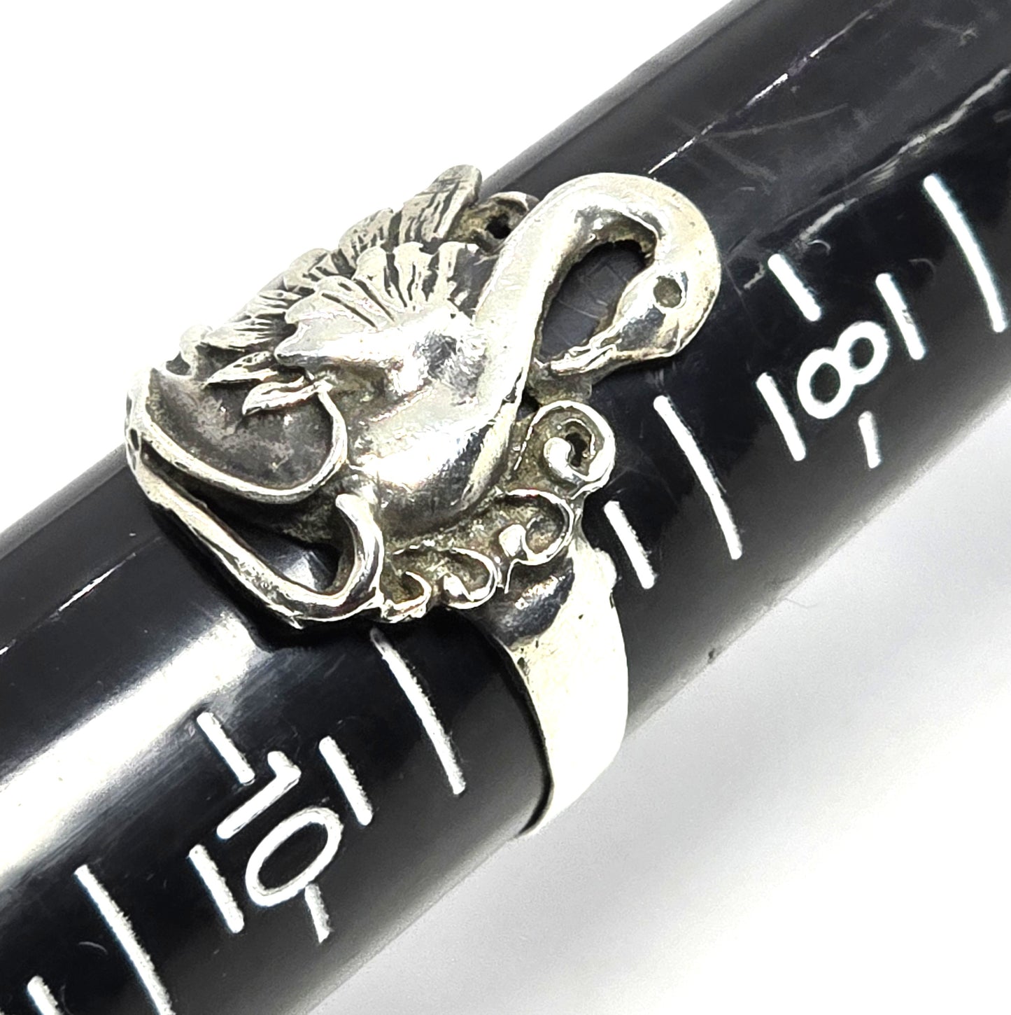 Swan figural vintage sterling silver vintage sweetheart love ring size 9
