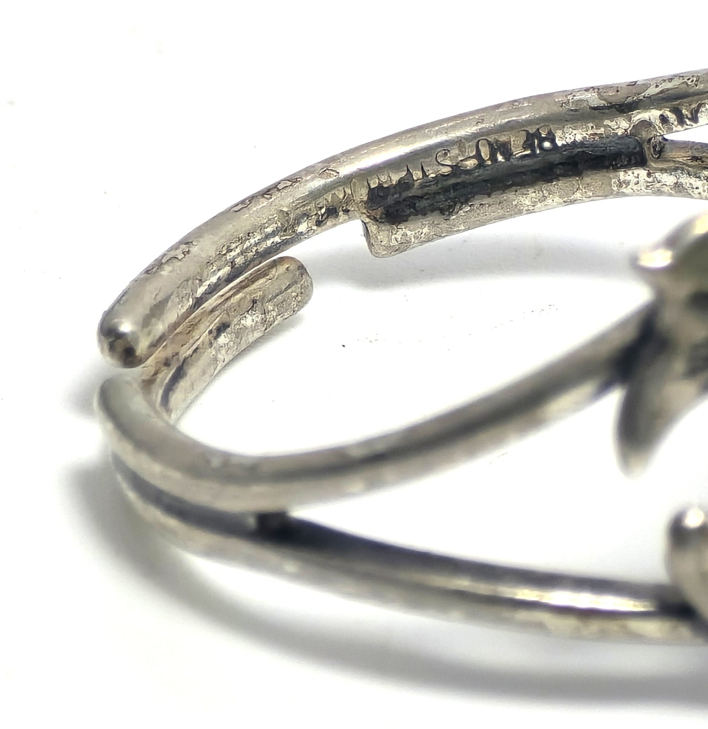 Triple Kitty hanging Cat feline figural Beau sterling silver vintage ring size 6.5