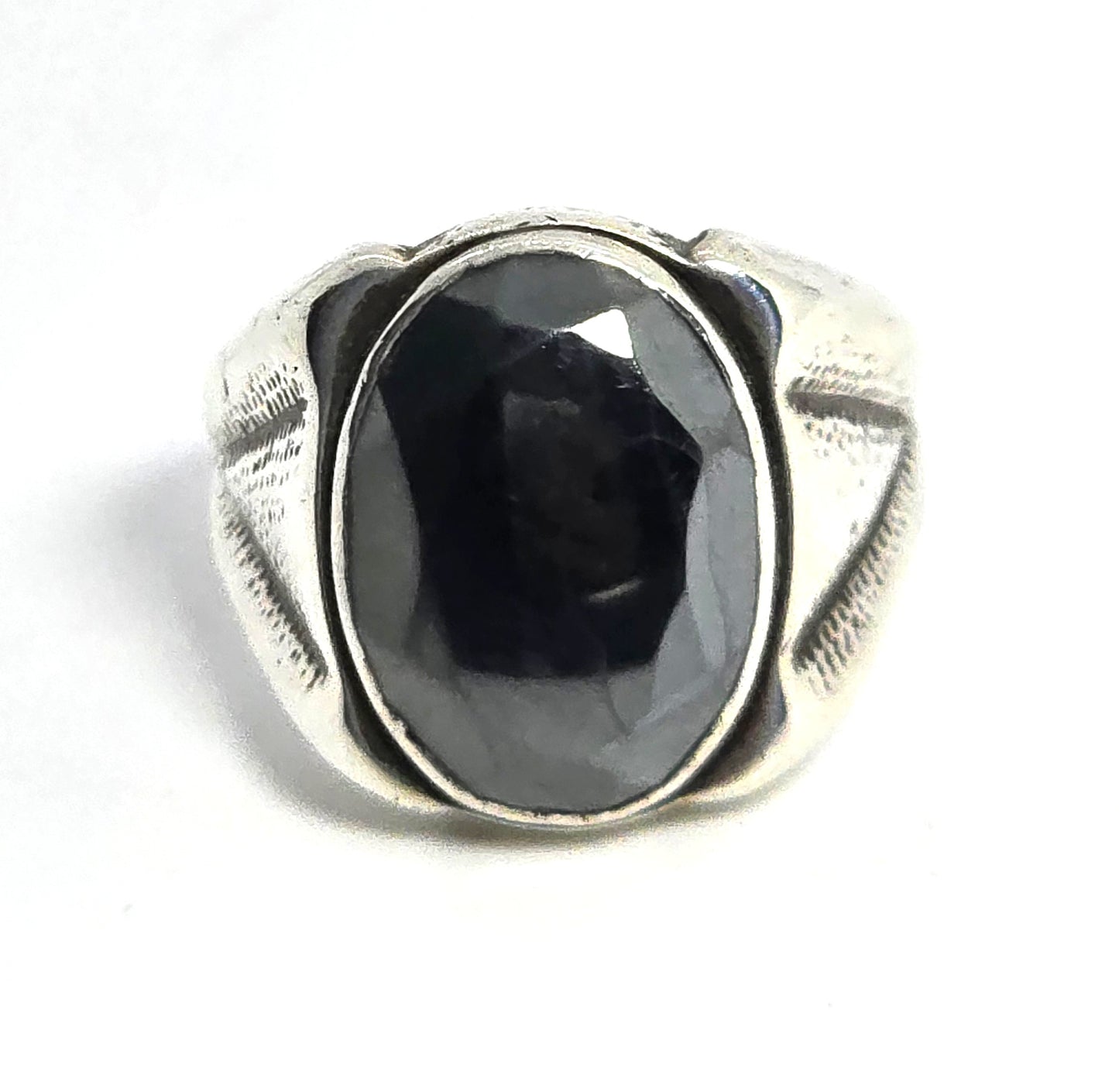 JP Pacific Jewelry Company  Hematite vintage Navajo NA sterling silver ring size 12
