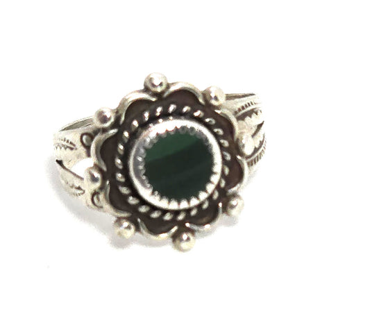 Malachite concho stamped Southwestern split shank sterling silver ring size 5.5