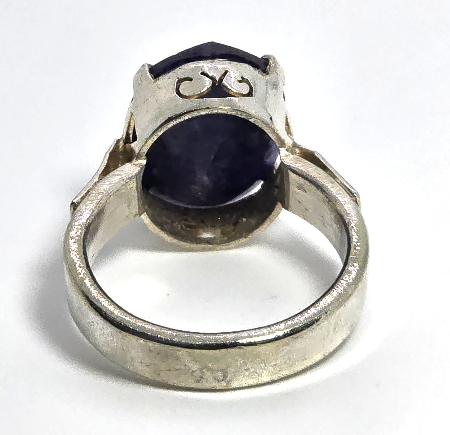 Natural Corundum Sapphire 9.32mm large sterling silver ring size 8