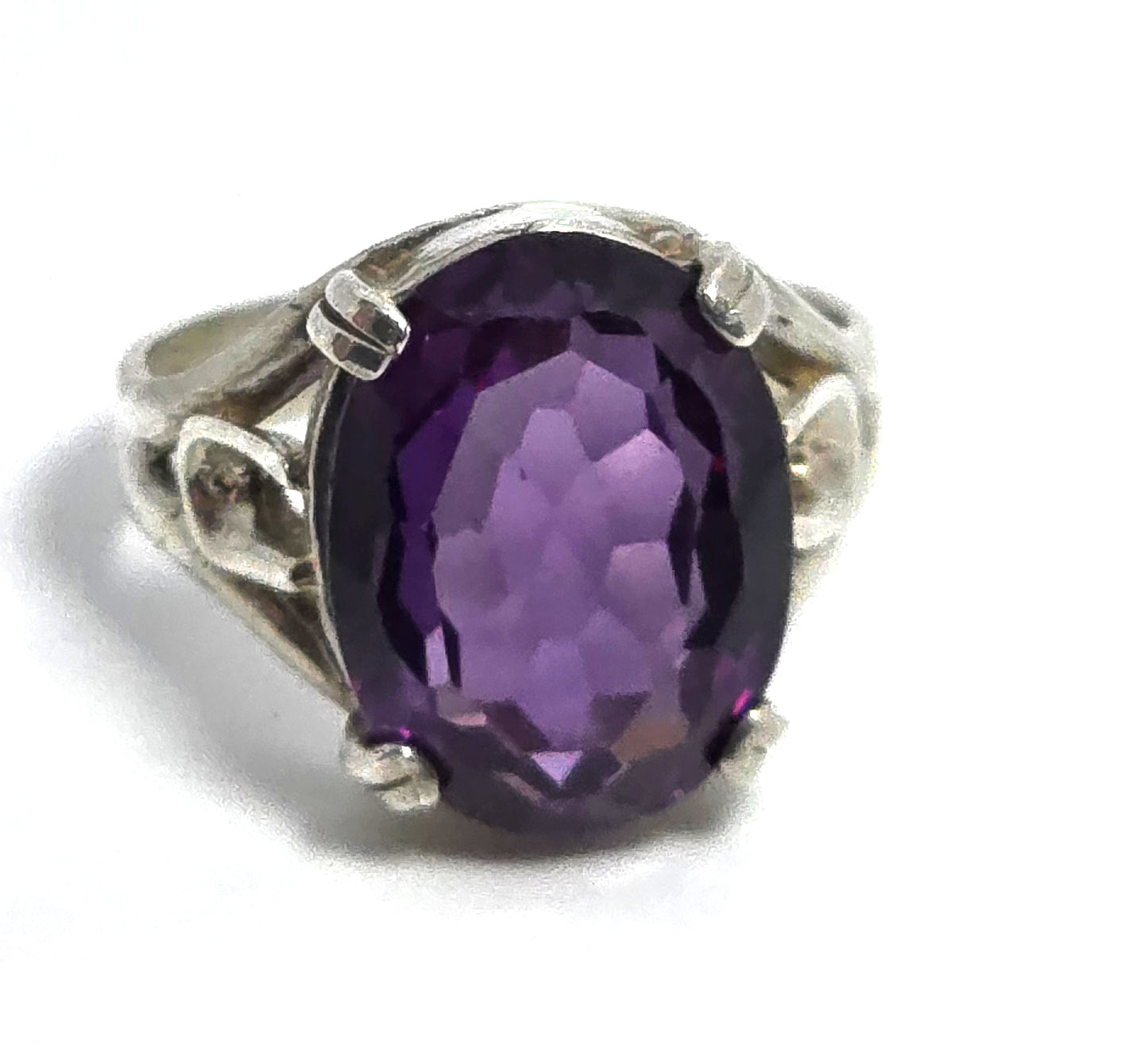 Synthetic Alexandrite 10ct artisan vintage sterling silver ring size 9.5