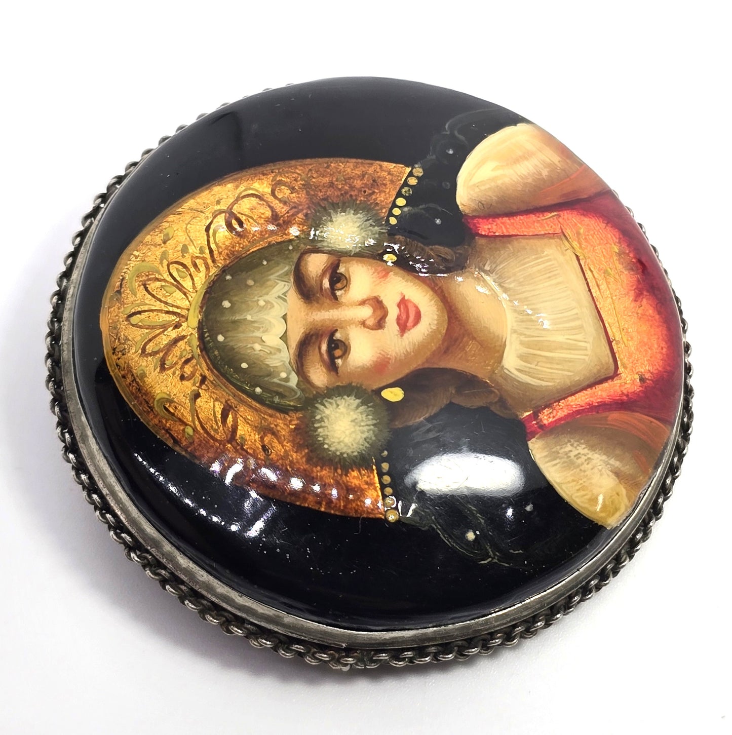Russian hand painted Woman Kokoshnik gold leaf vintage round cameo brooch