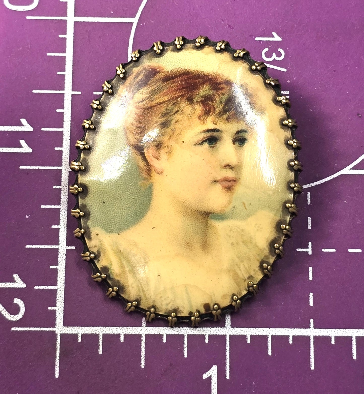 Cameo Victorian women transferware vintage brass cameo brooch