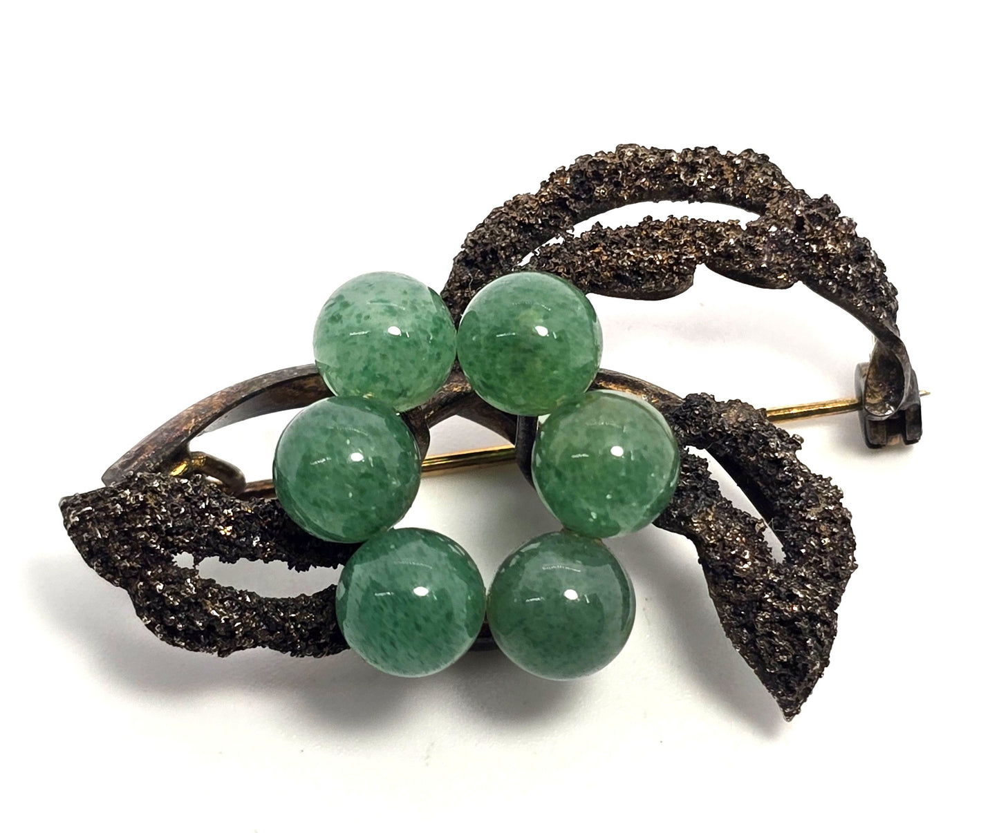 Nephrite Jade beaded flower Chinese Export antique sterling silver brooch