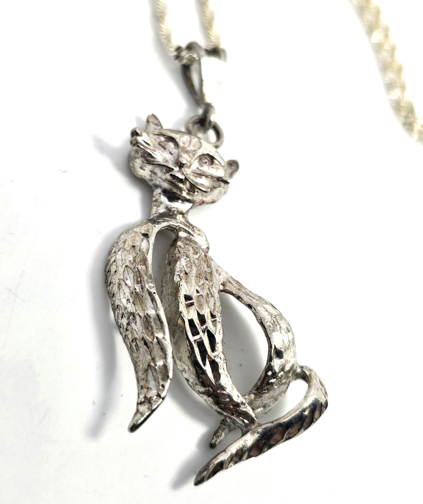 Retro Sassy French cat etched Sterling modernist mid century vintage sterling silver necklace