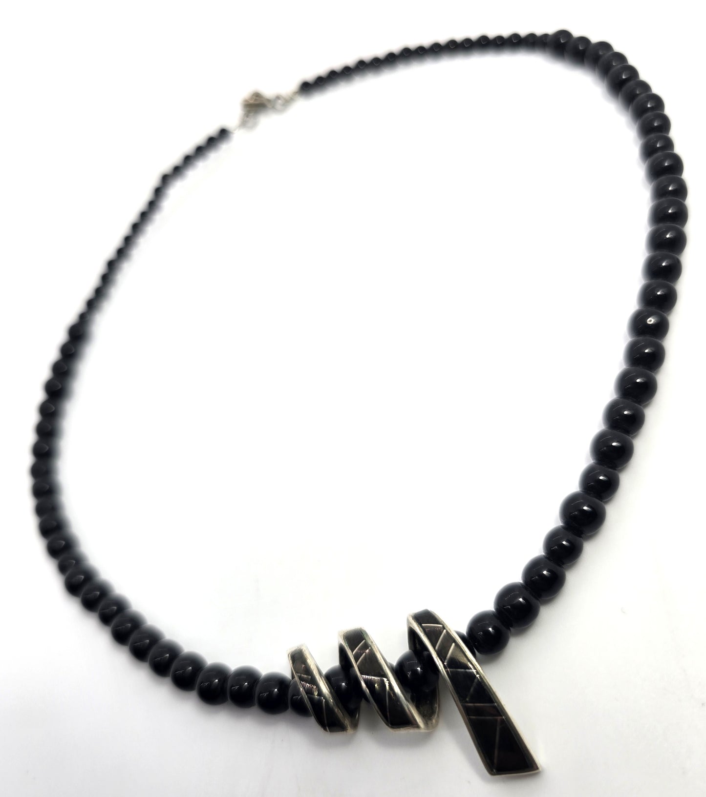 Black onyx gemstone inlay vintage beaded sterling silver wrap pendant necklace